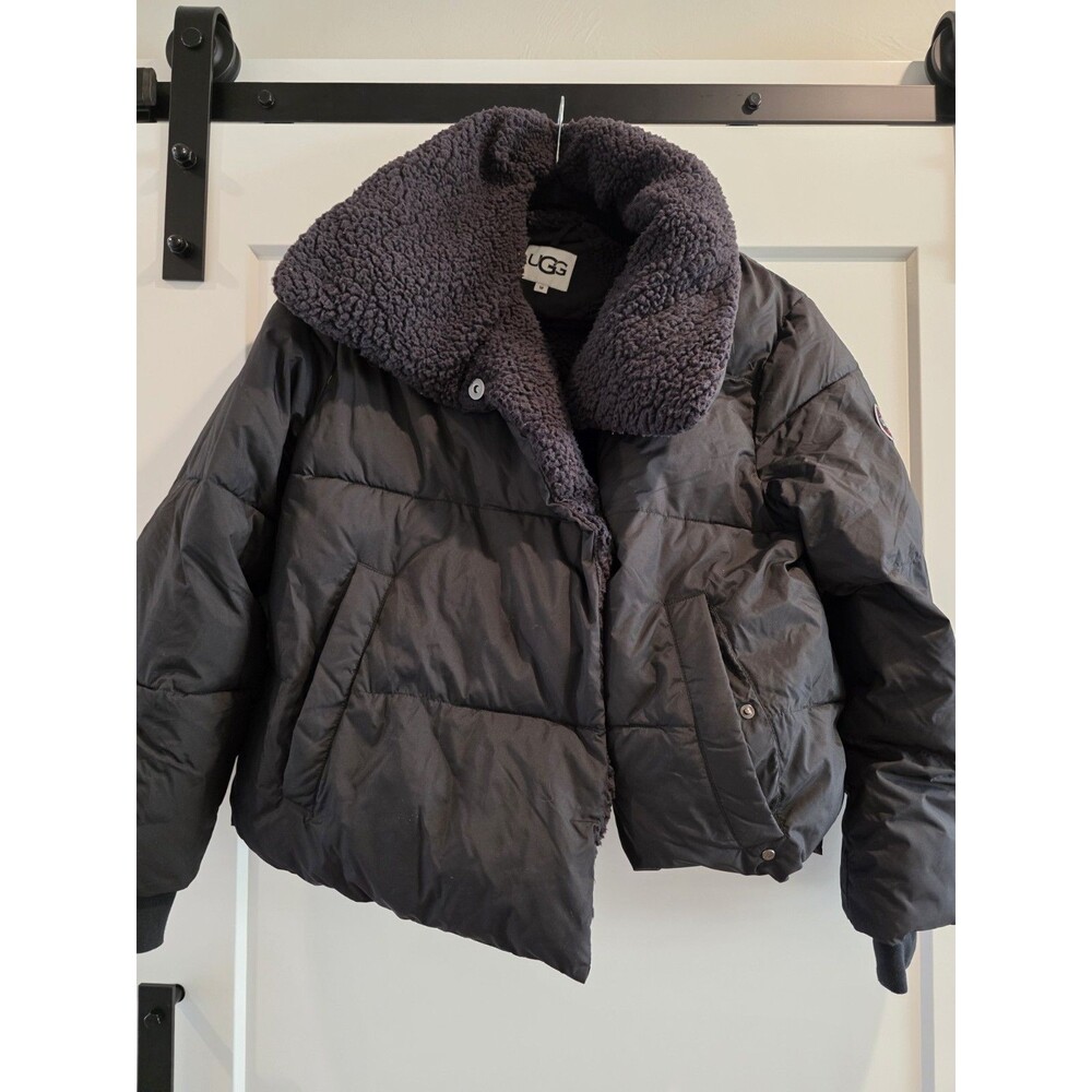 UGG Women's Patricia Sherpa Lined Puffer Jacket Size Medium
